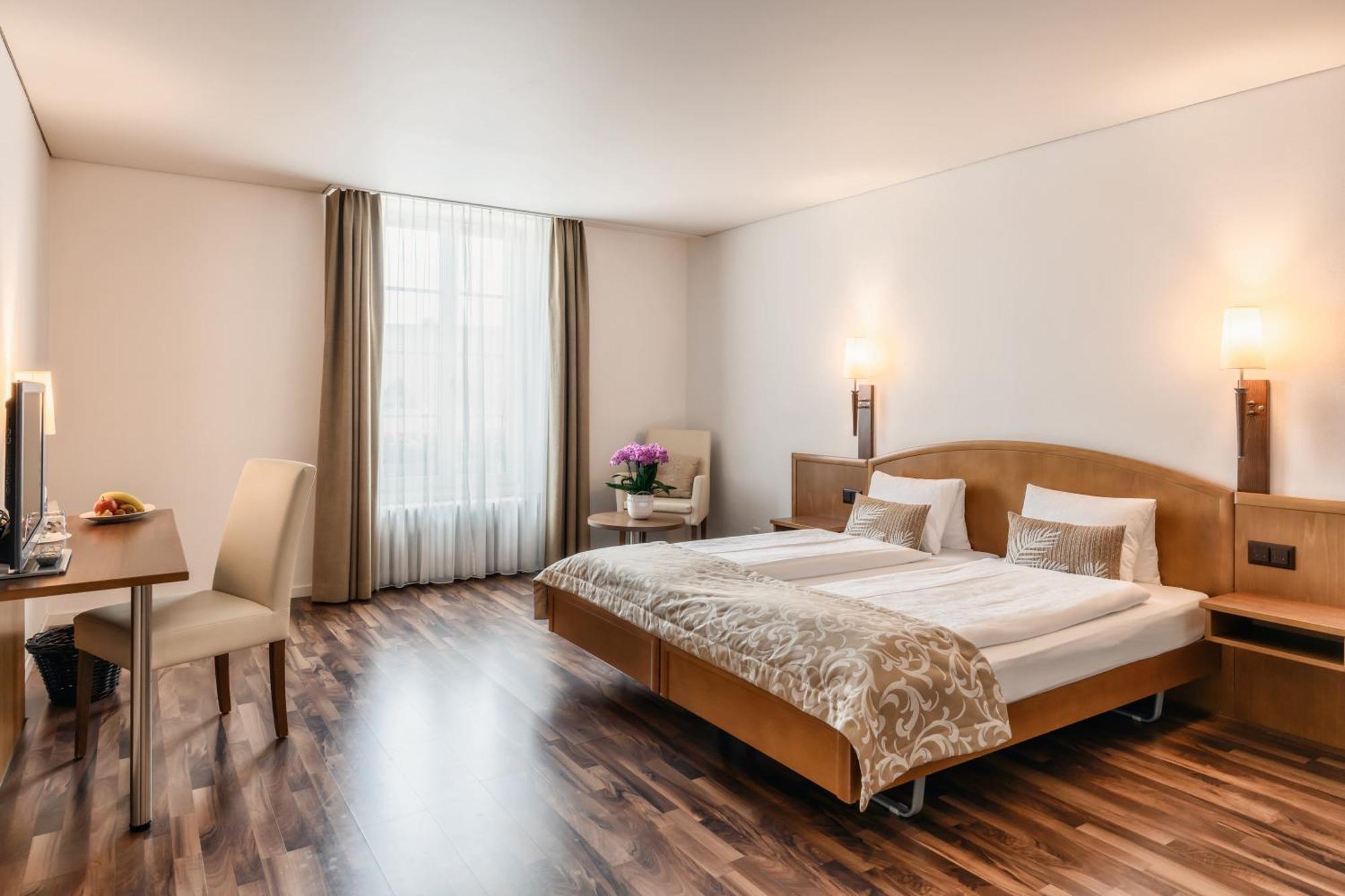 Hotel Landgasthof Schoenbuehl Eksteriør bilde